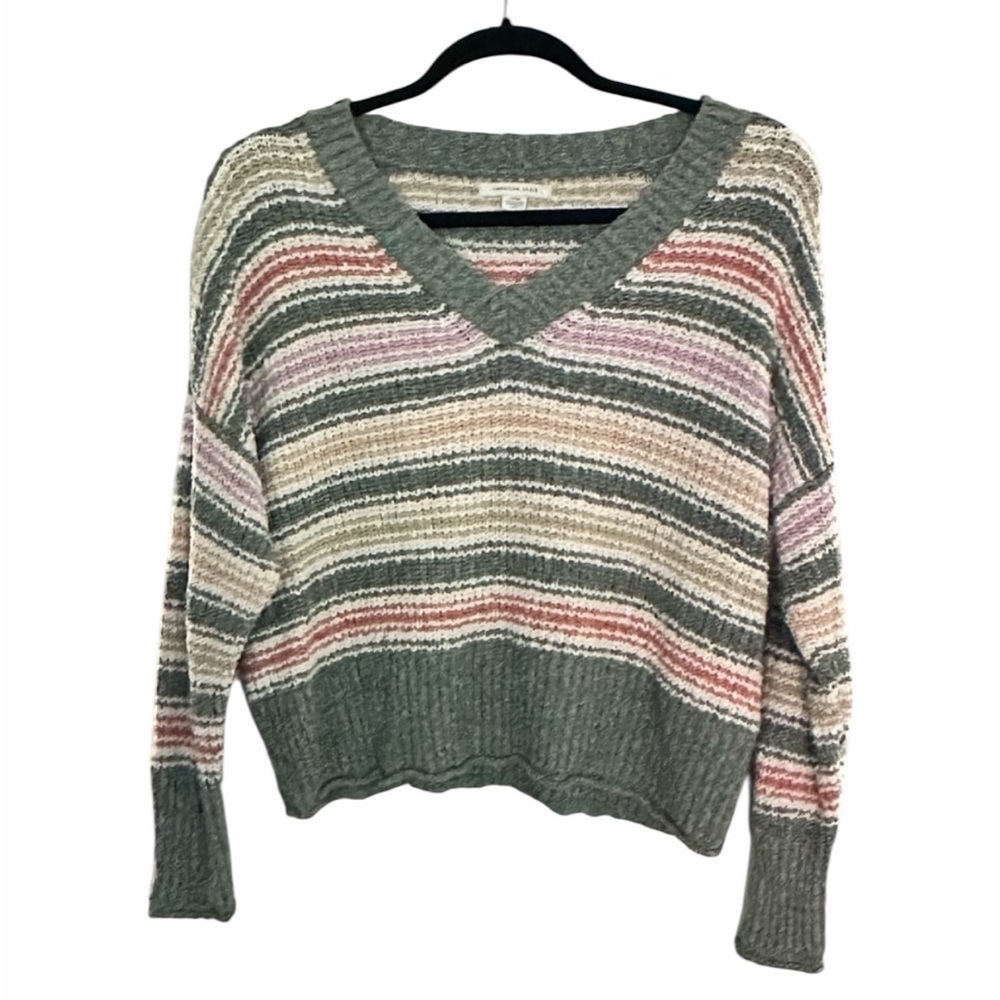 American Eagle V-Neck Sweater Woman’s Small Ex Cond